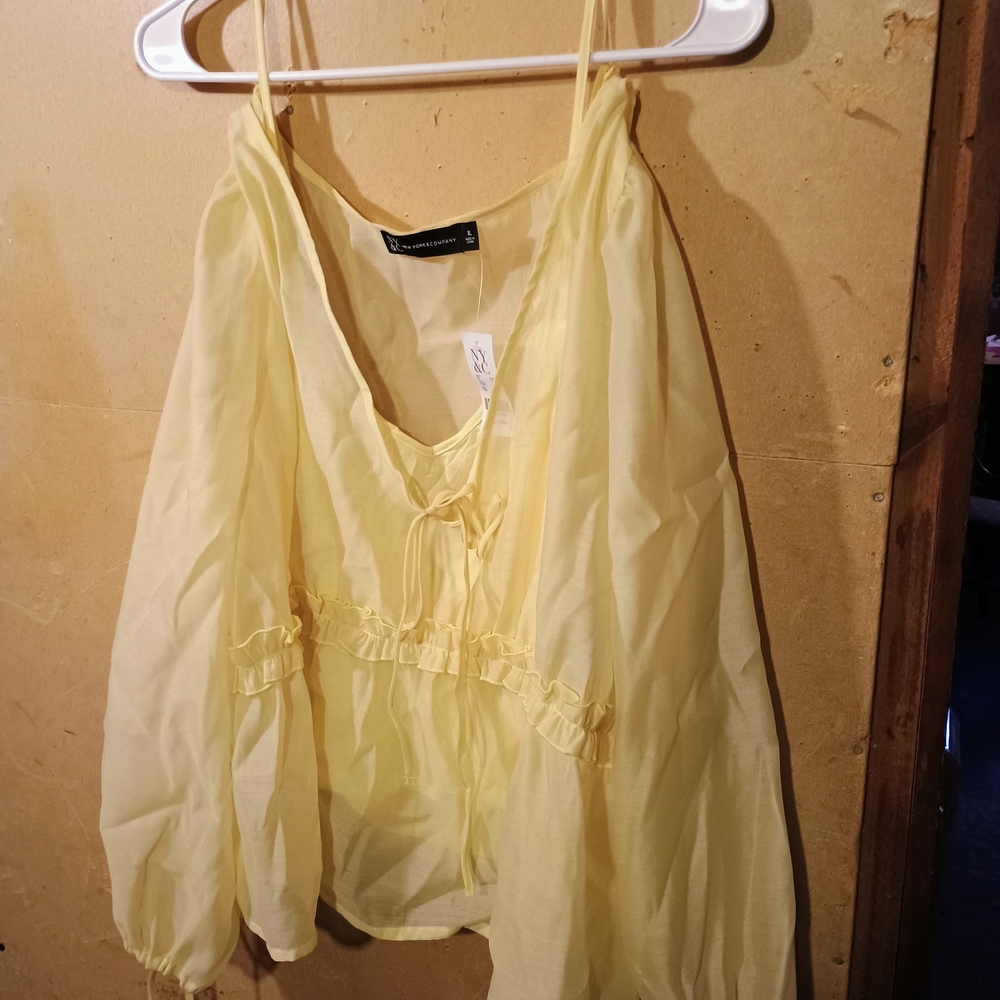 New York & Company Light Yellow Blouse XL NWT